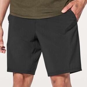 Lululemon Pace Breaker Short Linerless 7" Black Men's Size Small EUC